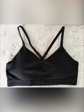 Nike Black Adjustable-Strap Light Support Sports Bralette